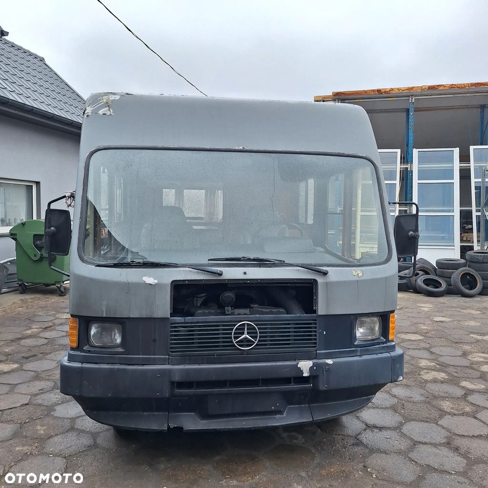 Mercedes-Benz BOBIL - 2