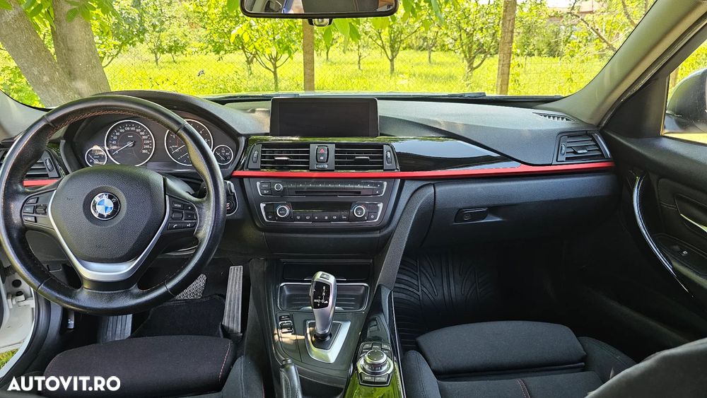 BMW Seria 3 320d Aut. Sport Line - 9