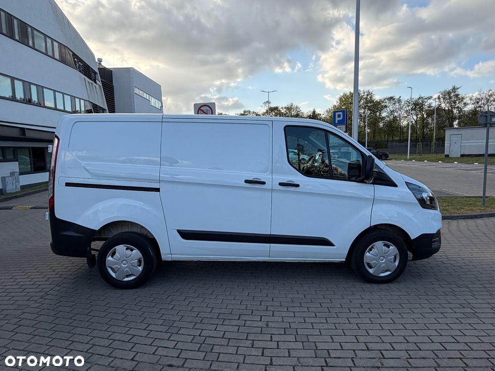 Ford Transit Custom - 10