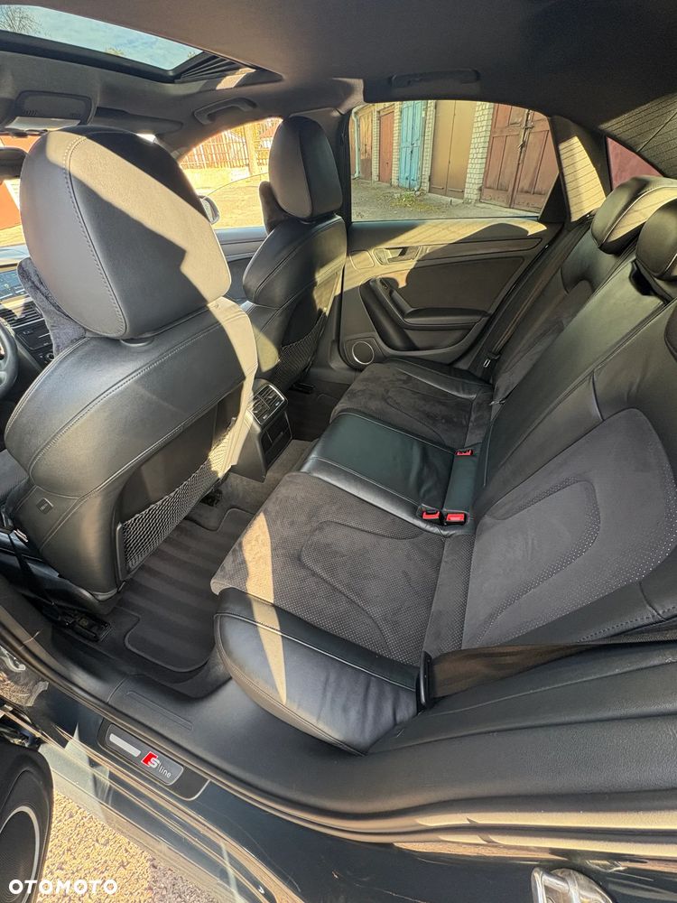 Audi A4 2011 photo 4