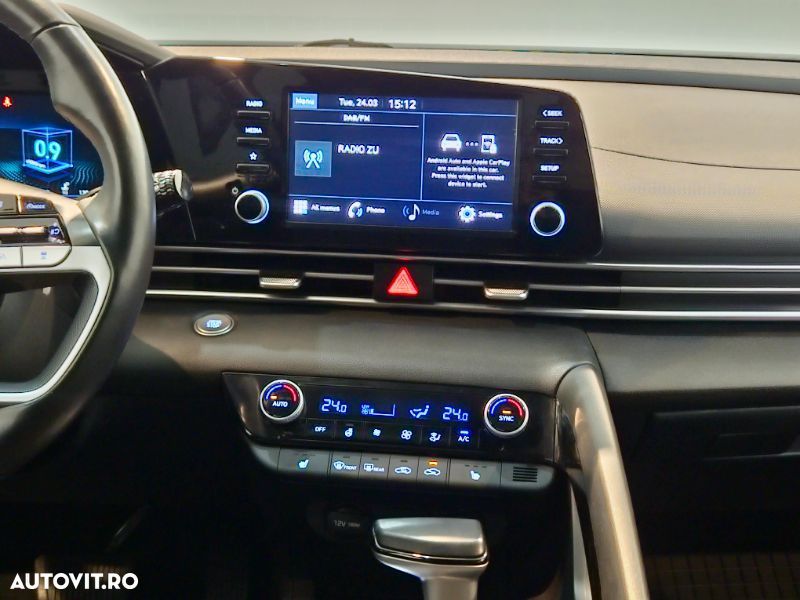 Hyundai Elantra 1.6 l 123 CP CVT Exclusive - 15