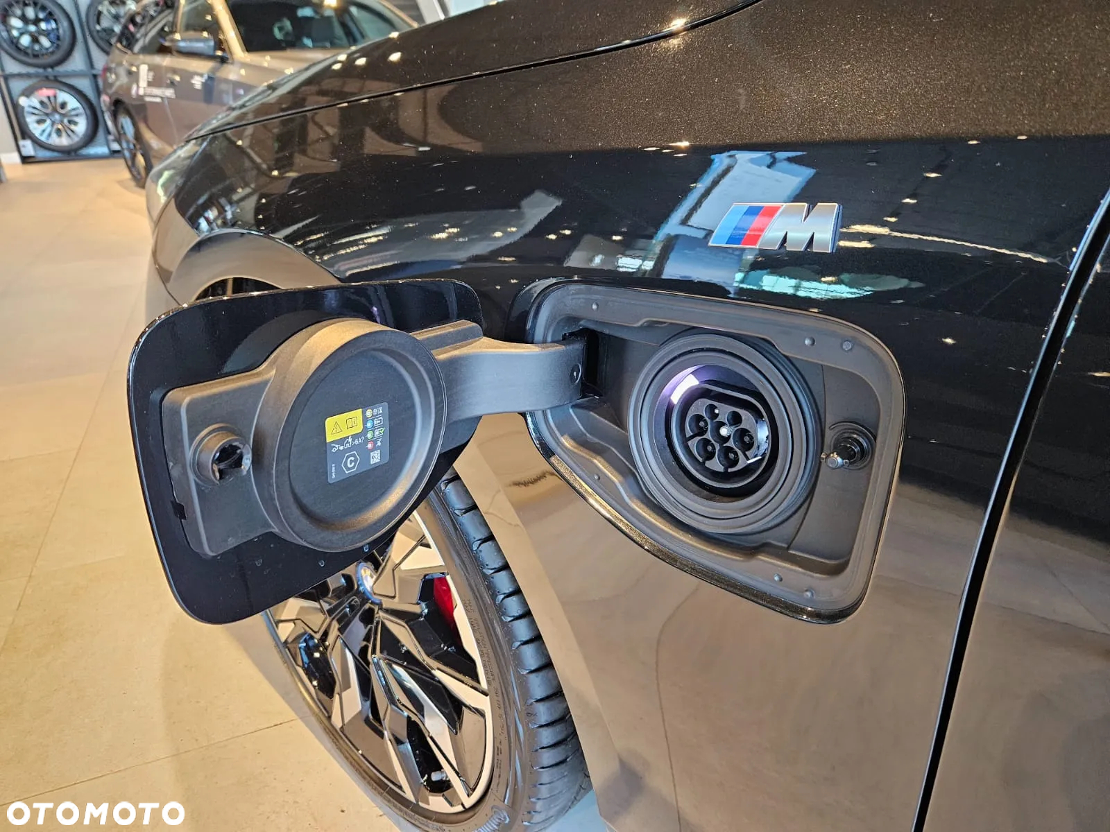 BMW Seria 5 550e xDrive - 16