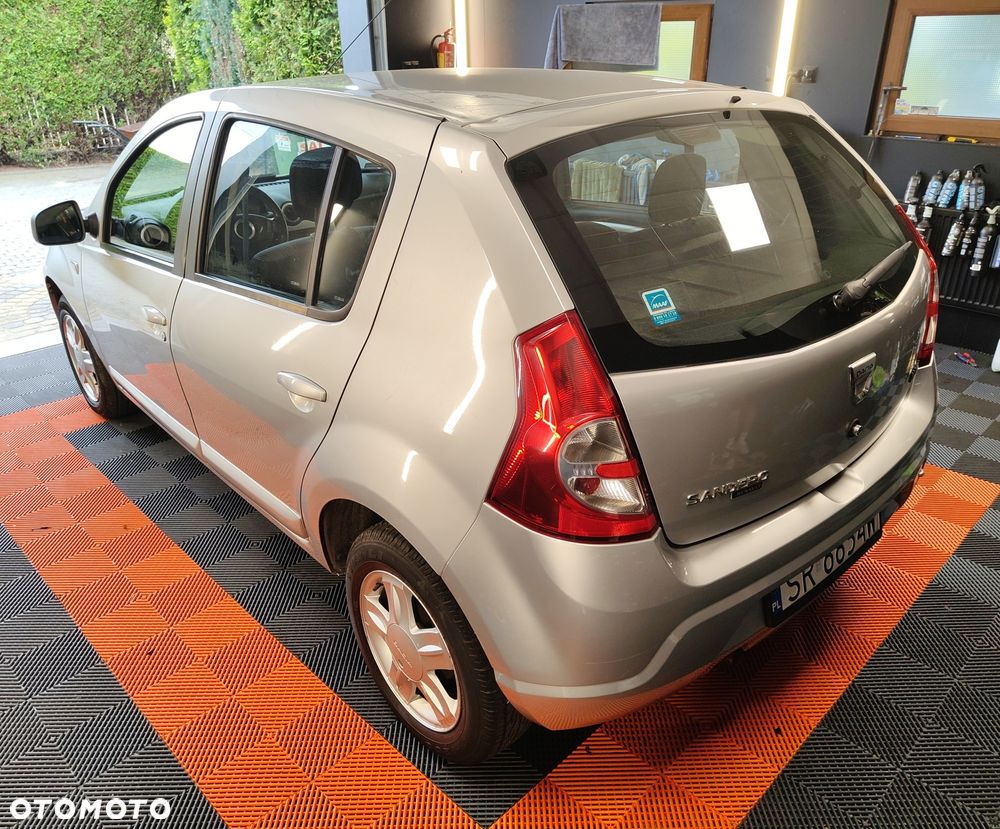 Dacia Sandero - 4
