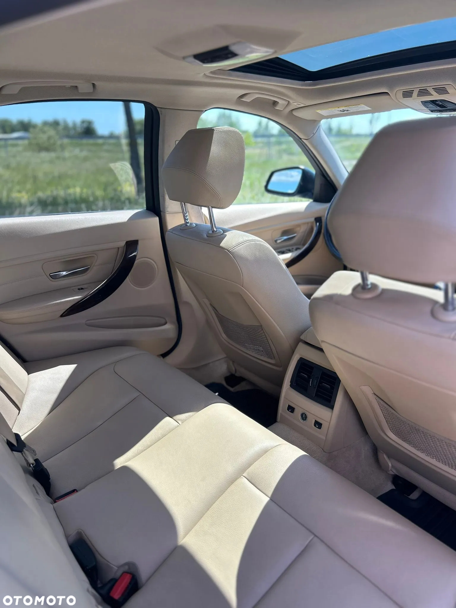BMW Seria 3 328i xDrive Luxury Line - 9