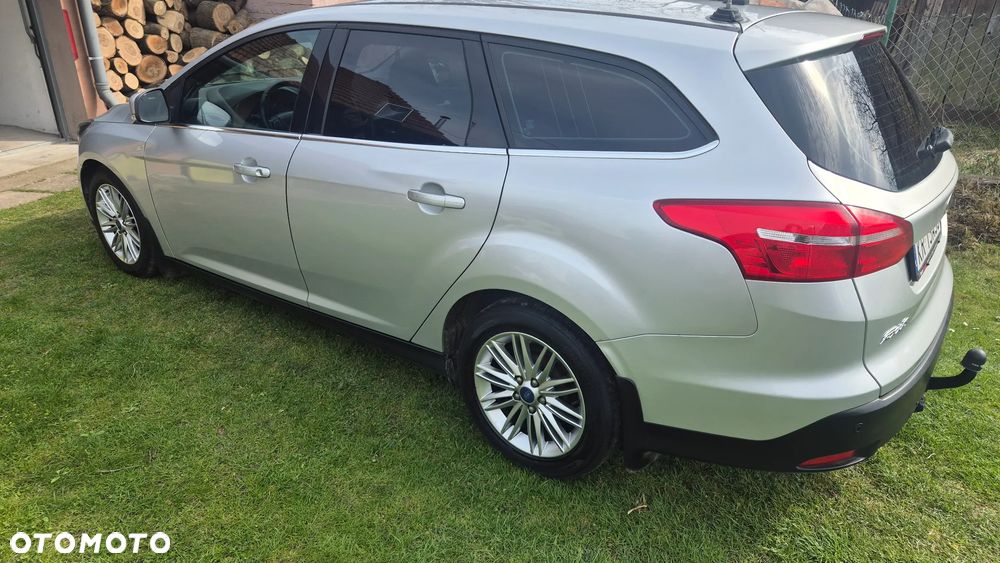 Ford Focus 1.5 TDCi SYNC Edition - 4