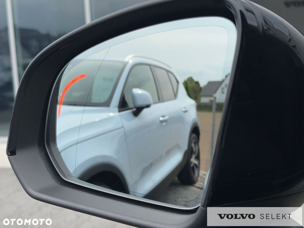 Volvo XC 40 B4 Ultra Dark - 29