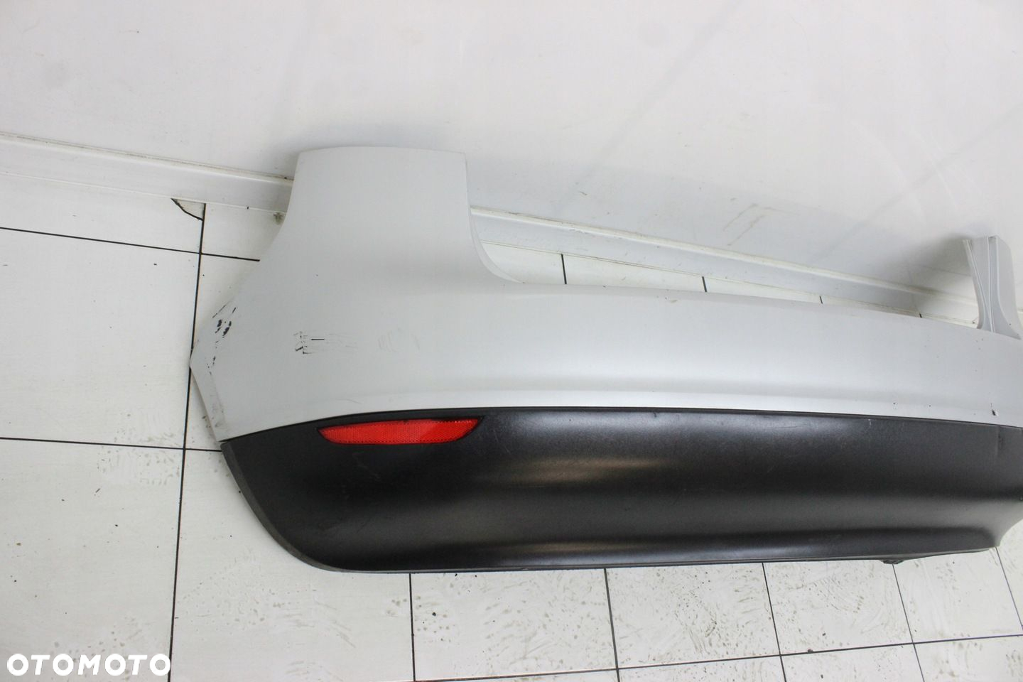 VW GOLF V 5 PLUS ZDERZAK TYŁ TYLNY LA7W - KOD LAKIERU - 2