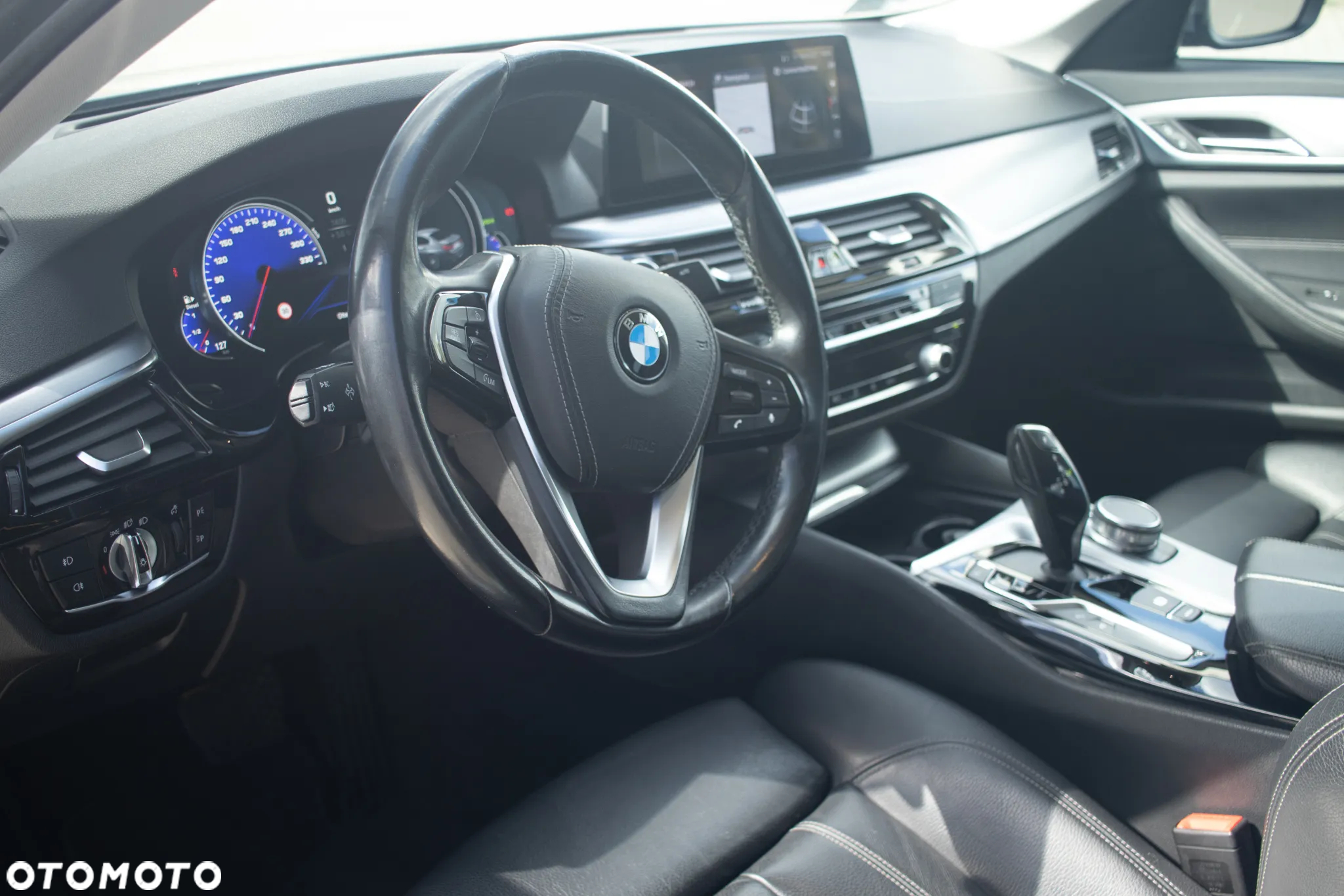 BMW Seria 5 520d Luxury Line - 14