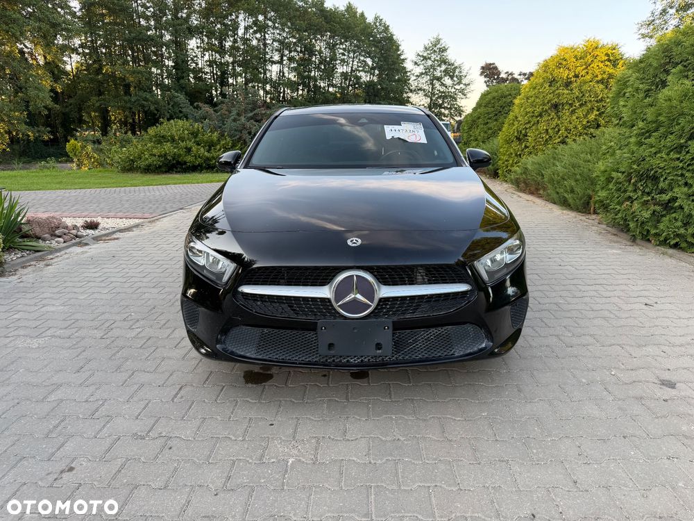 Mercedes-Benz Klasa A 220 4Matic 7G-DCT - 3