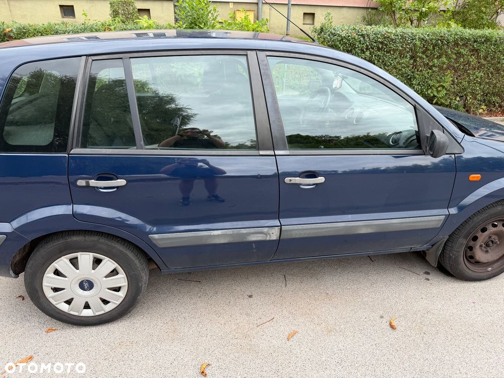 Ford Fusion 1.4 TDCi Ambiente - 12