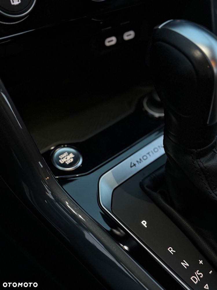 Volkswagen T-Roc 2.0 TDI SCR 4MOTION DSG Sport - 24