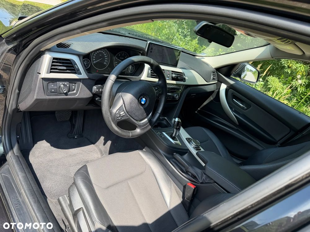 BMW Seria 3 320d xDrive Sport Line - 20