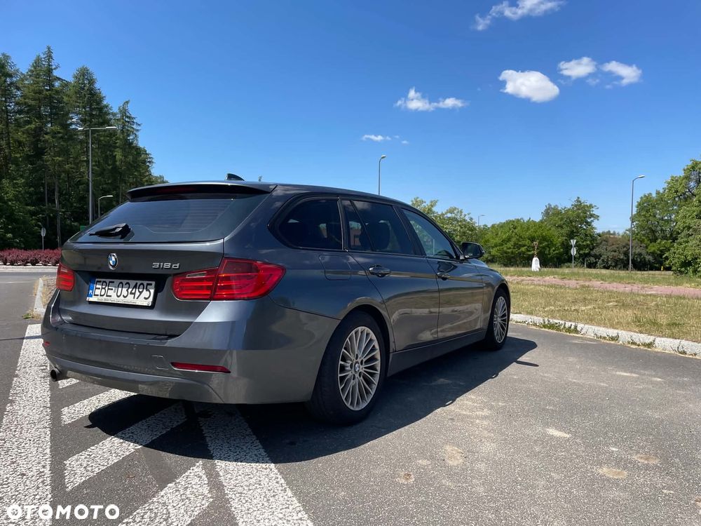 BMW Seria 3 318d - 3