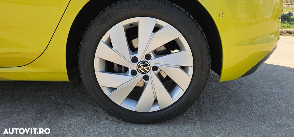 Volkswagen Golf 1.5 eTSI ACT DSG MHEV Style - 7