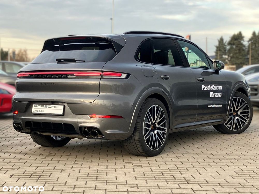 Porsche Cayenne - 5