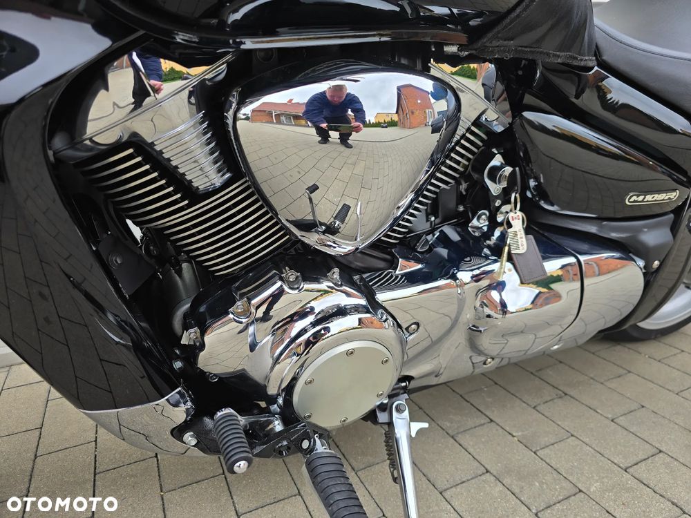 Suzuki Boulevard - 16