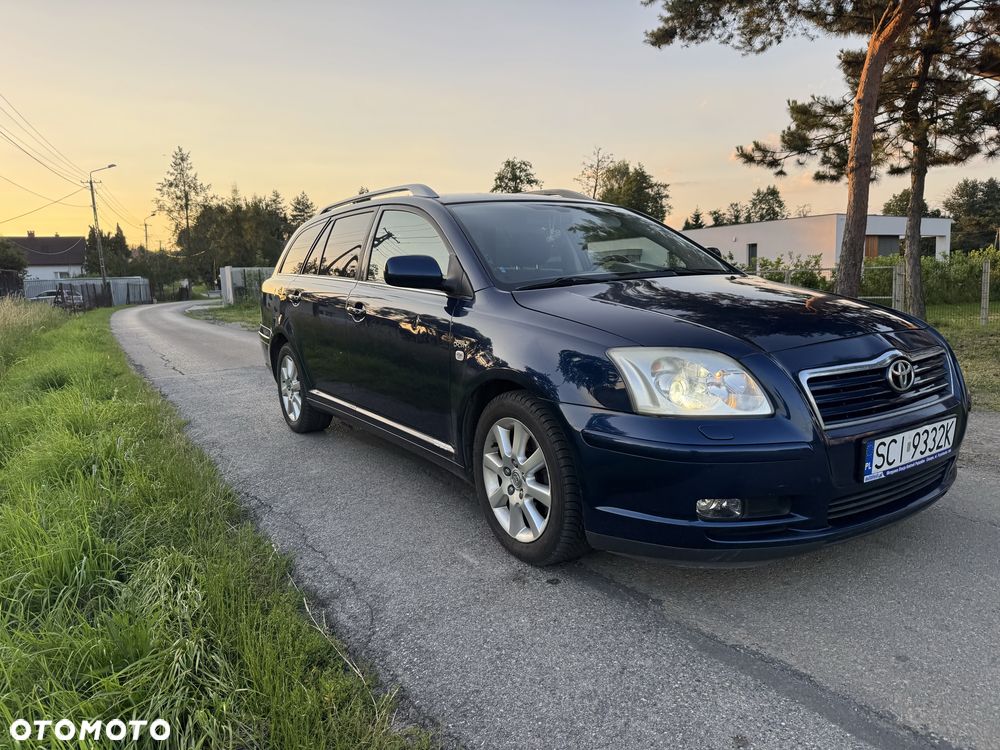 Toyota Avensis - 3