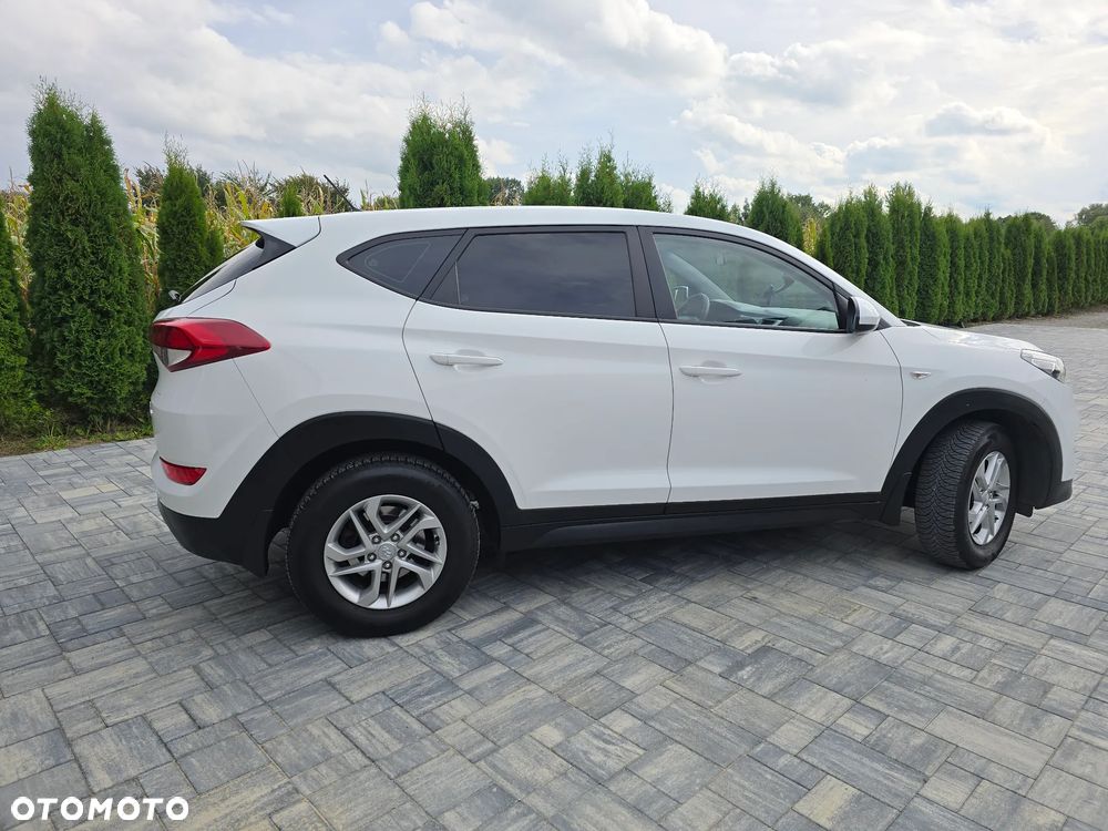 Hyundai Tucson 1.6 GDI BlueDrive Comfort 2WD - 12