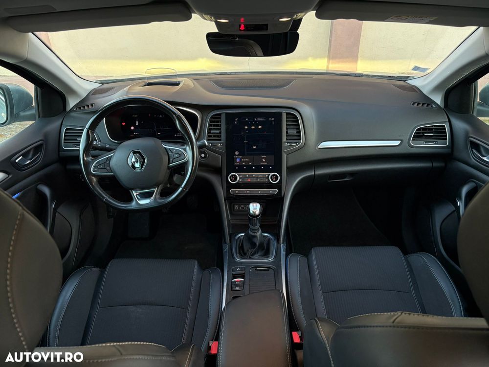 Renault Megane TCe 140 GPF INTENS - 9