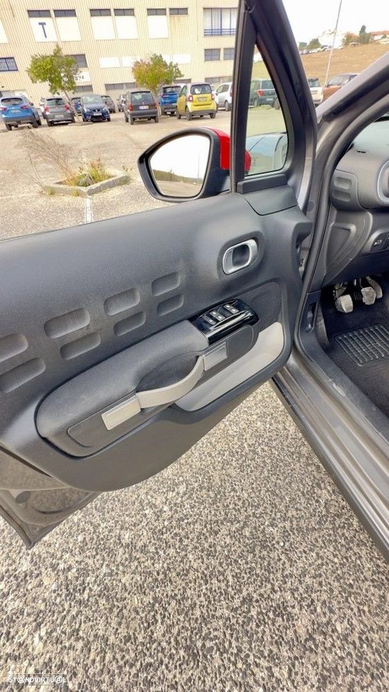 Citroën C3 1.2 PureTech Shine Pack - 21