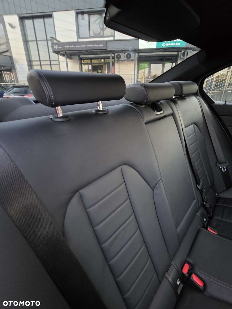 BMW Seria 3 320d xDrive M Sport sport - 22