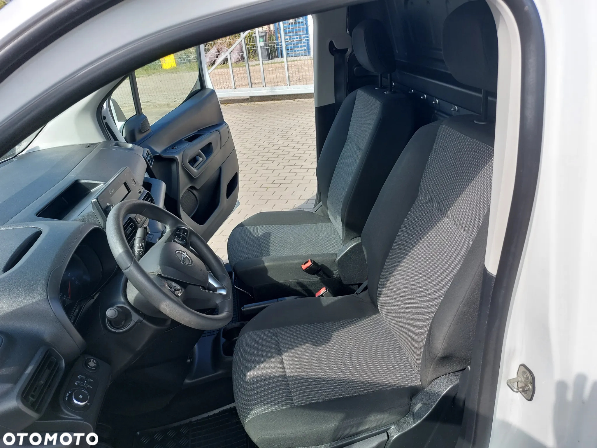Opel Combo Life 1.5 CDTI Enjoy S&S - 13