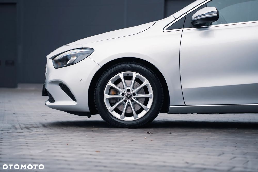 Mercedes-Benz Klasa B 220 4-Matic 7G-DCT - 8