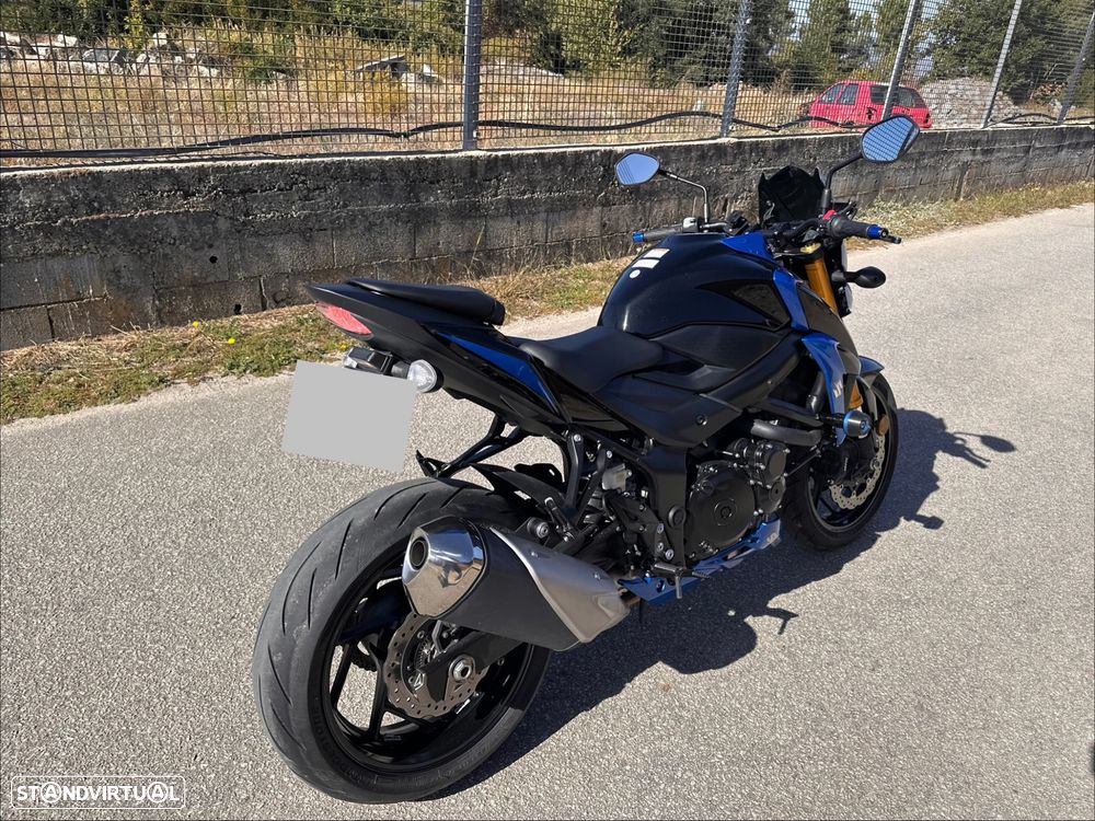 Suzuki GSX GSX-S750 - 13
