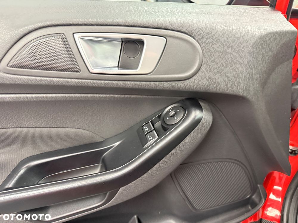 Ford Fiesta - 19
