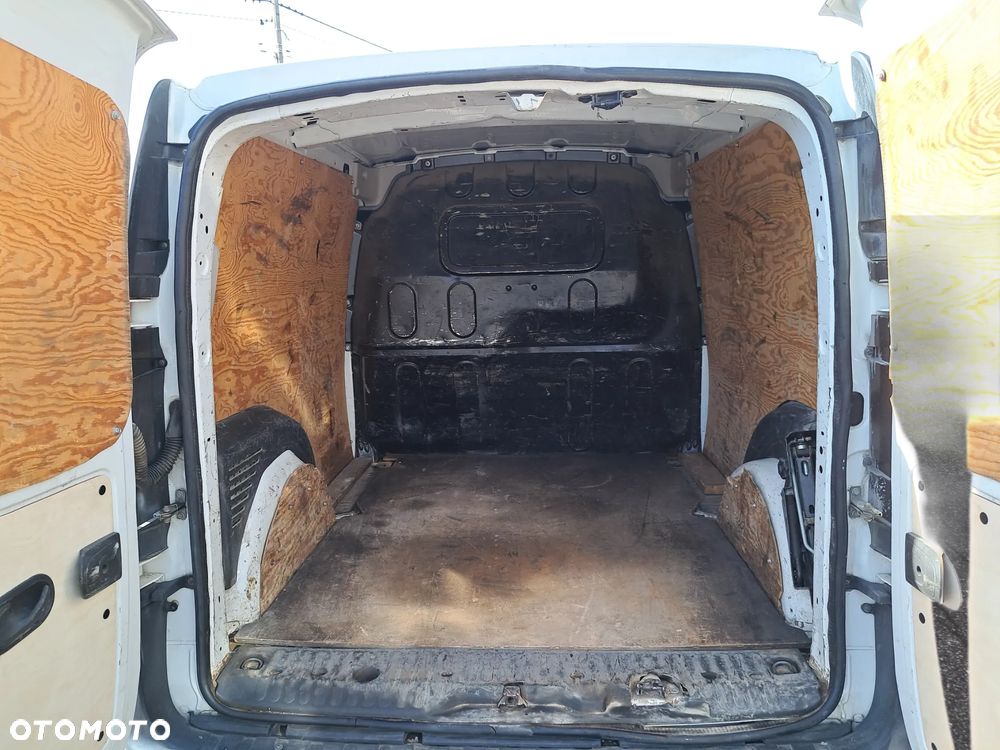 Renault KANGOO VAN - 11