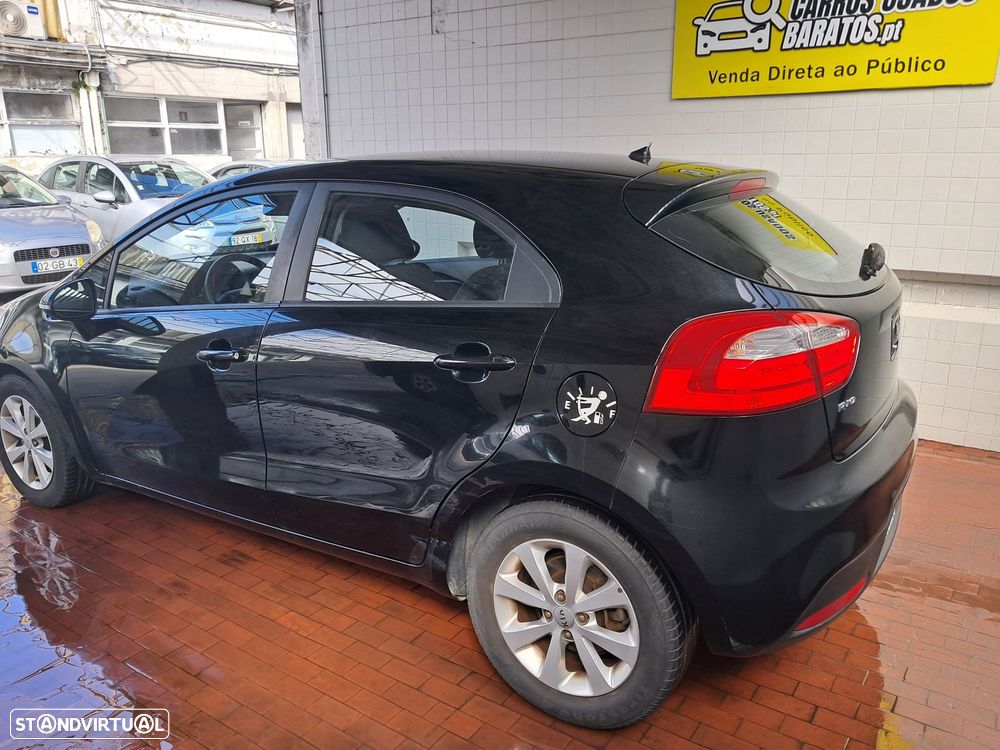Kia Rio 1.2 CVVT LX - 11