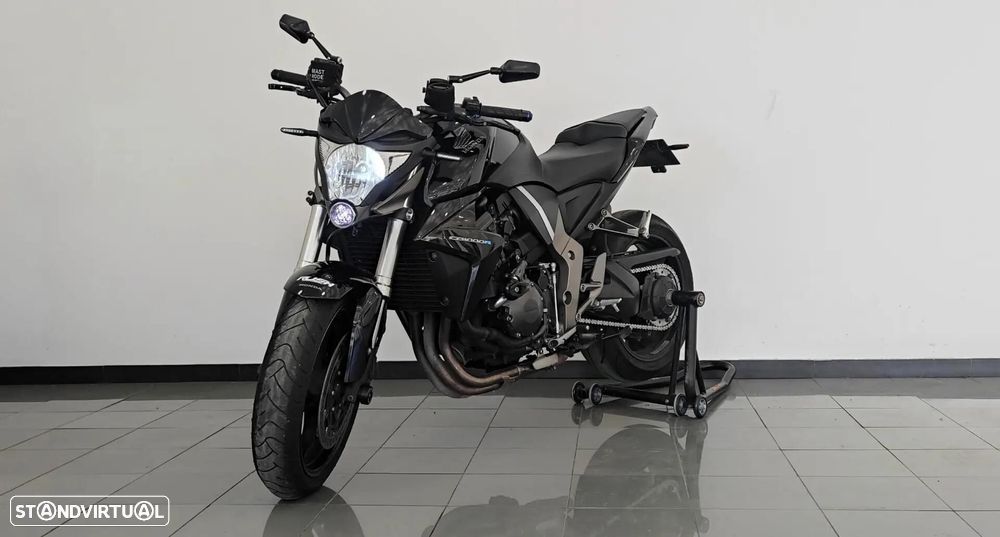 Honda CB - 10
