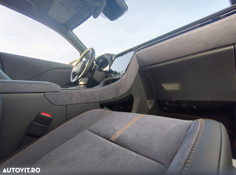 Lexus LBX 1.5 HEV 4x2 CVT Cool - 5