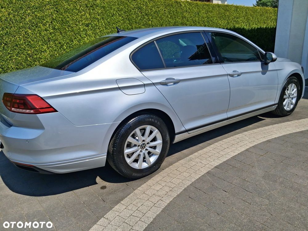Volkswagen Passat 2.0 TDI EVO Business - 14