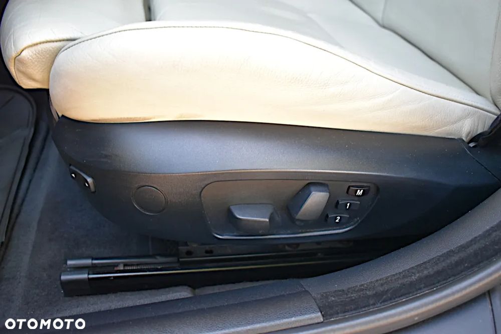 BMW Seria 3 - 29