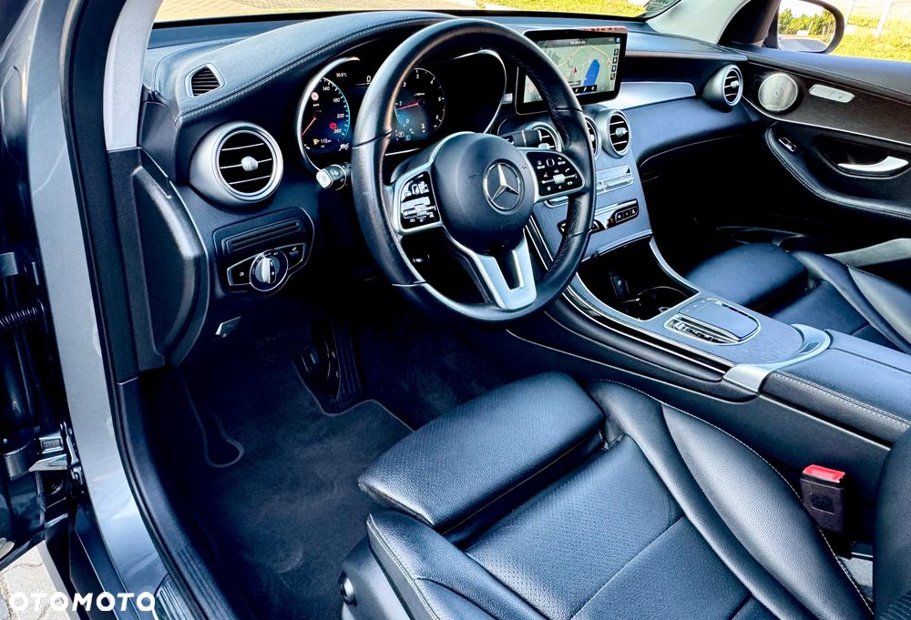 Mercedes-Benz GLC 220 d 4Matic 9G-TRONIC AMG Line Plus - 21