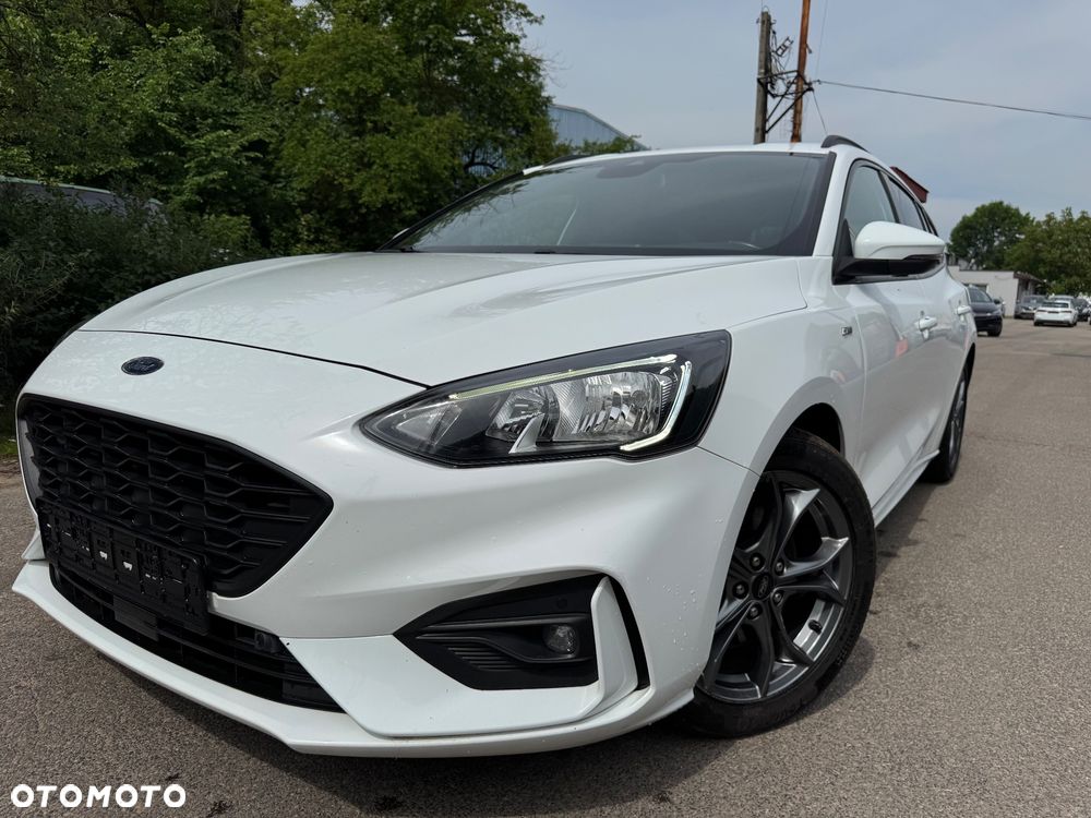 Ford Focus 1.5 EcoBlue Start-Stopp-System ST-LINE DESIGN - 1
