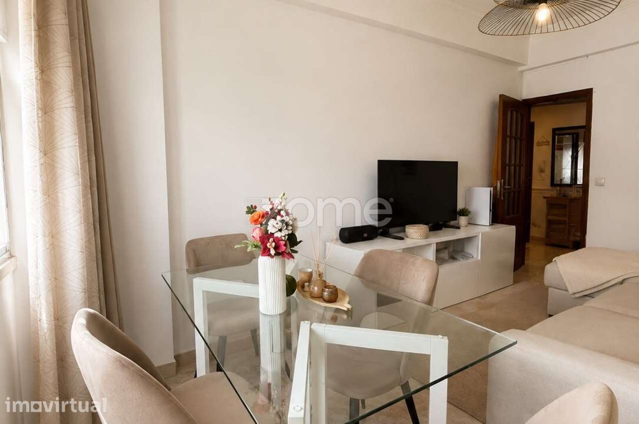 Apartamento T2 em Belas - Grande imagem: 3/11
