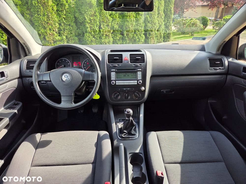 Volkswagen Golf - 9