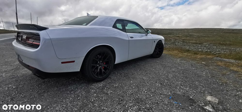 Dodge Challenger Automatik SRT Hellcat - 14