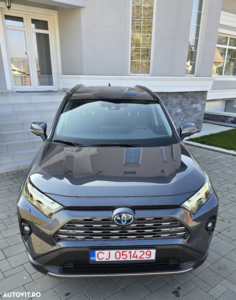 Toyota RAV4 - 5