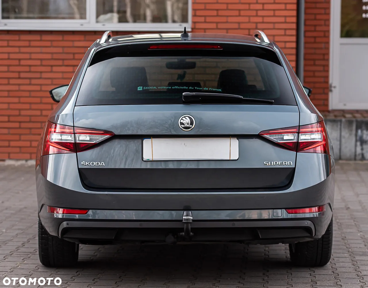 Skoda Superb 2.0 TDI DSG L&K - 11