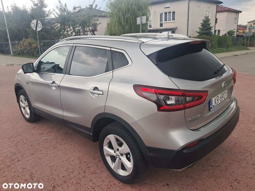 Nissan Qashqai - 2