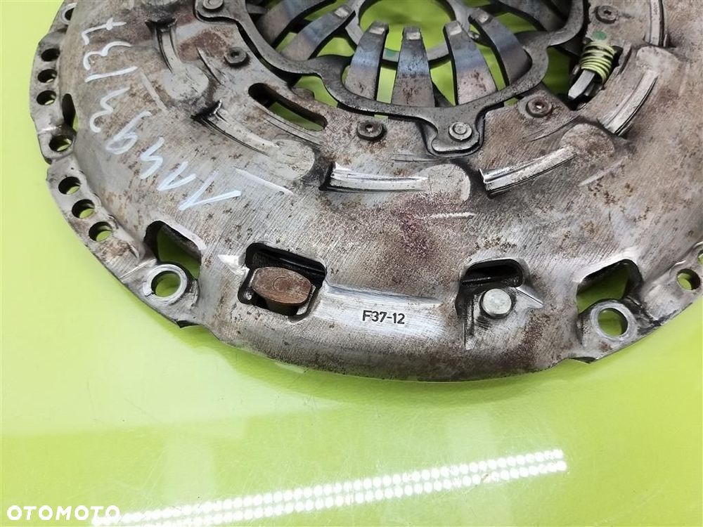 Sprzęgło Kompletne Toyota Avensis II T25 2003-2006 2.0 D4D 126KM - 2