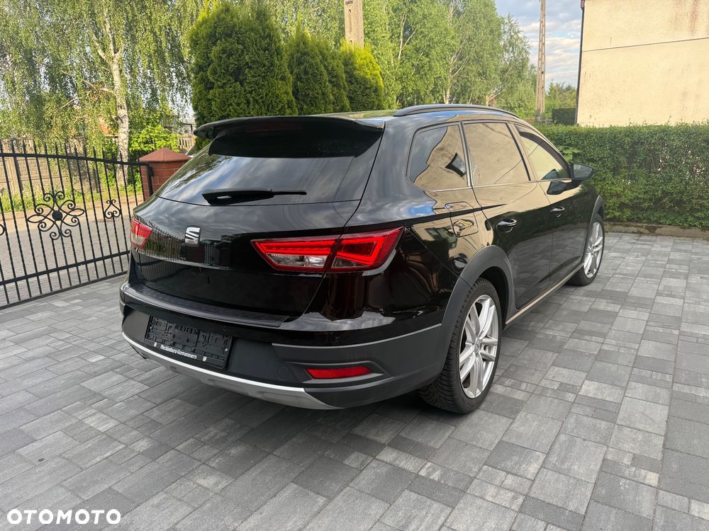 Seat Leon Sportstourer 2.0 TDI Start&Stop 4Drive DSG X-Perience - 5