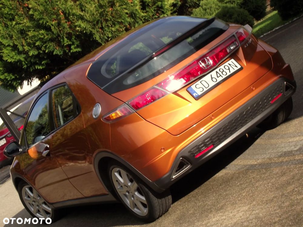 Honda Civic 1.8 Executive - 33