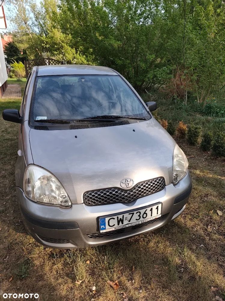 Toyota Yaris - 1