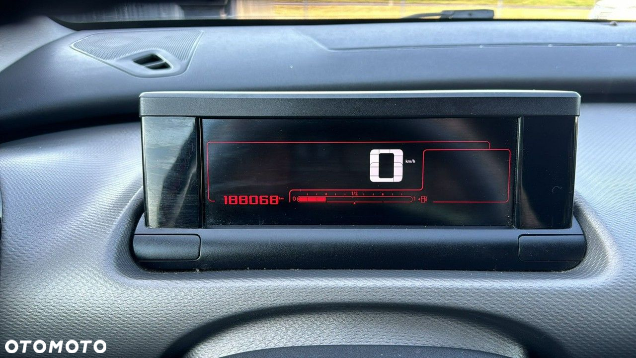 Citroën C4 Cactus - 8