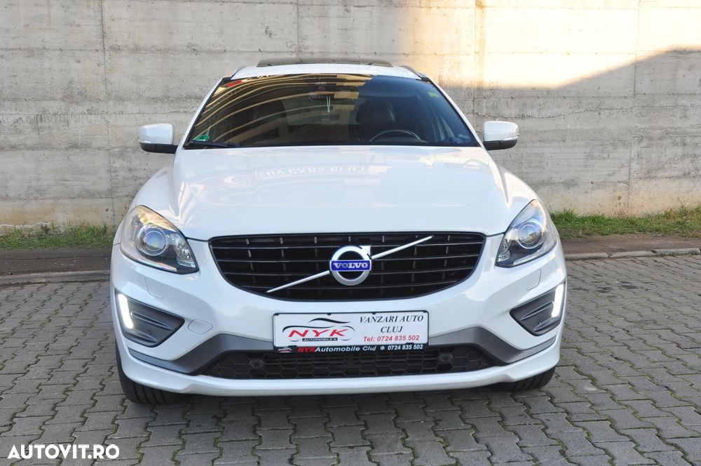 Volvo XC 60 D5 AWD Geartronic Momentum - 10
