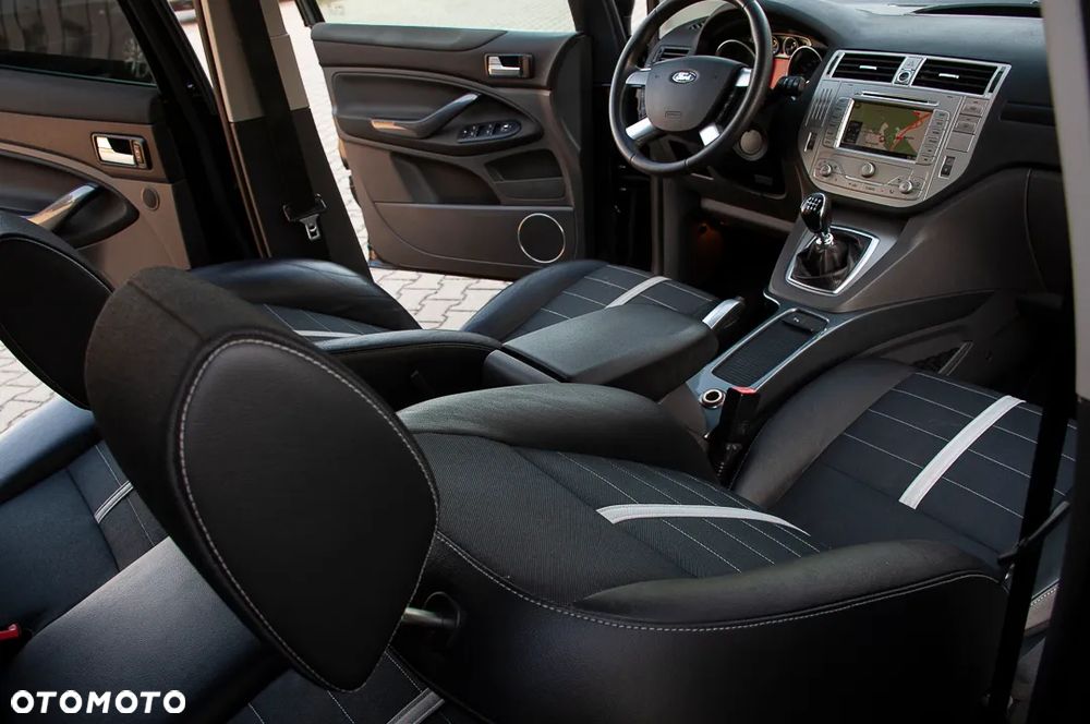 Ford Kuga 2010 photo 5